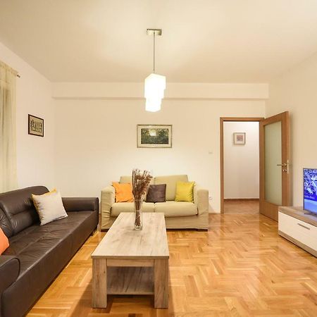 Appartement Enigma à Podgorica Extérieur photo