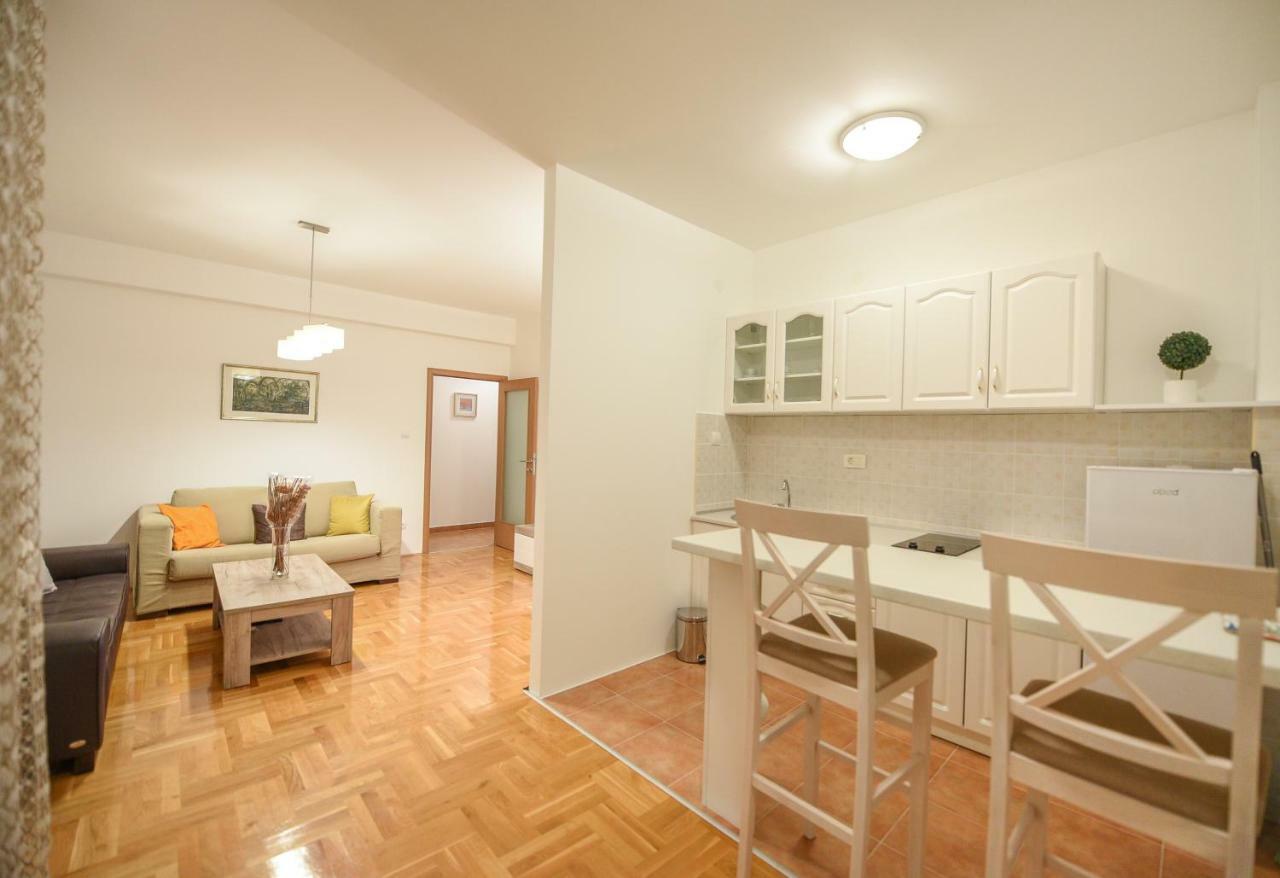 Appartement Enigma à Podgorica Extérieur photo