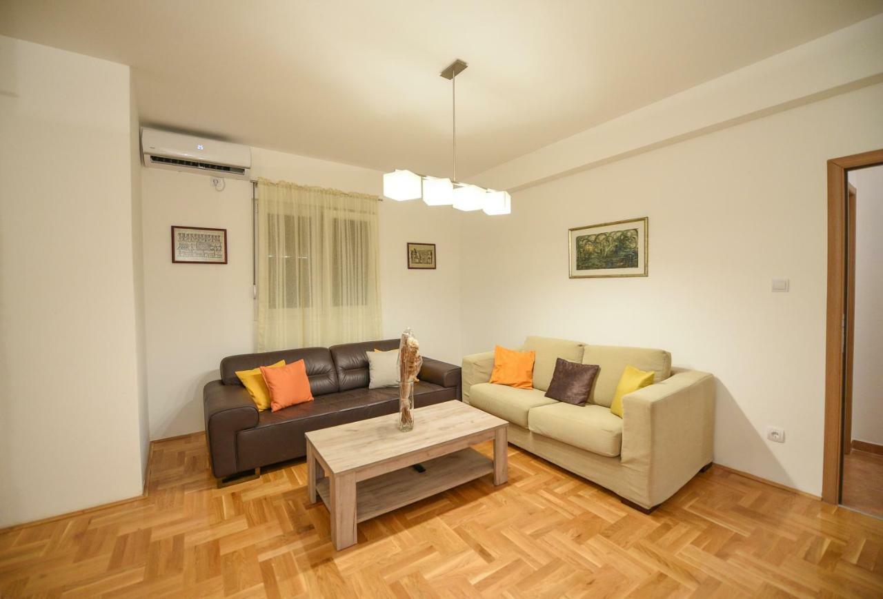 Appartement Enigma à Podgorica Extérieur photo
