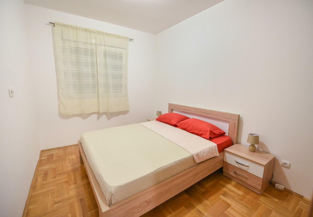 Appartement Enigma à Podgorica Extérieur photo